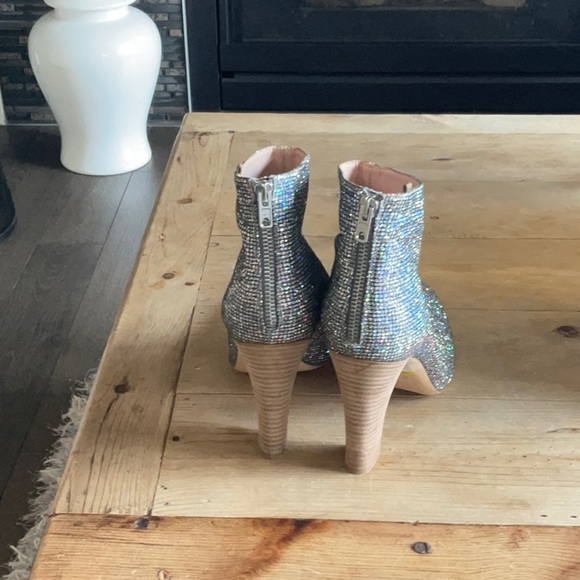 SJP BY SARAH JESSICA PARKER GLITTER ANKLE BOOT - Picture 3 of 4